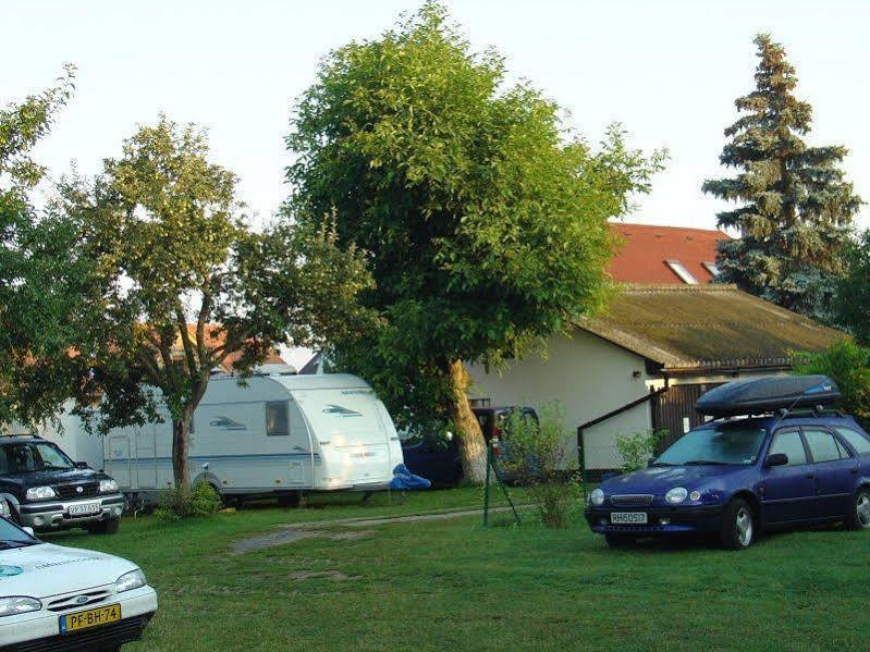 Pension Camp Prager Zewnętrze zdjęcie